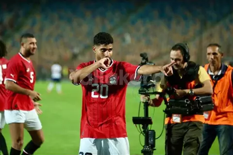 بعد عودته للقاهرة.. برنامج تدريبي خاص لإبراهيم عادل في منتخب مصر